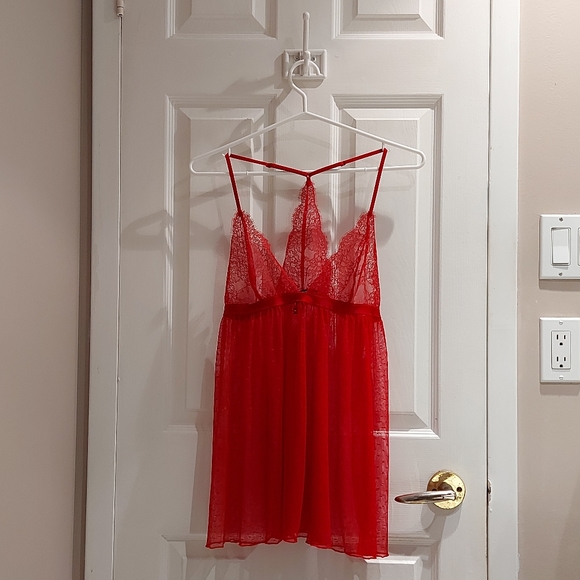 NWOT, Victoria's Secret | Lingerie Top - Picture 1 of 6